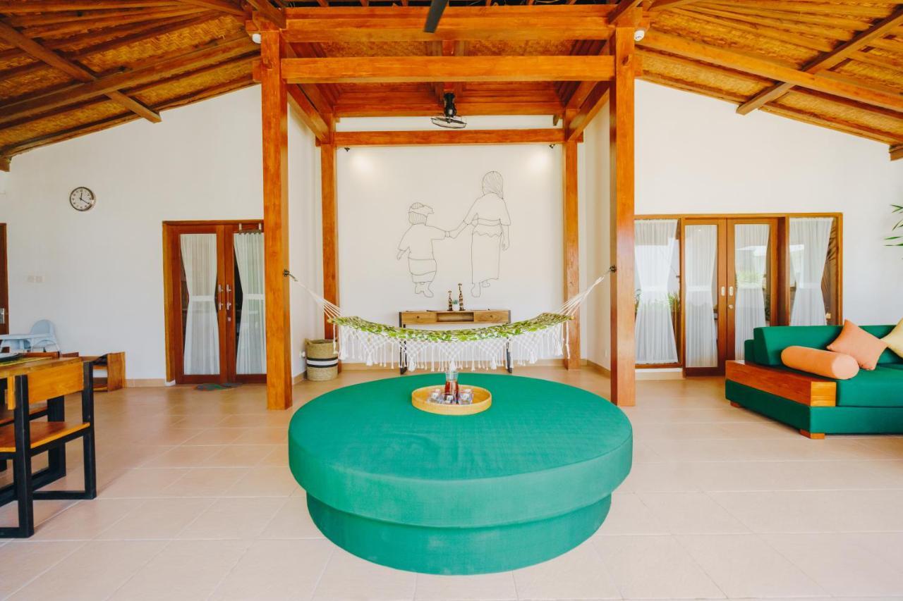 Villa Orked 3 With Family Room Seminyak Εξωτερικό φωτογραφία