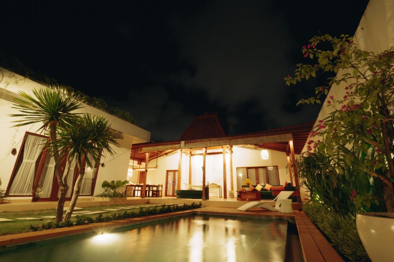 Villa Orked 3 With Family Room Seminyak Εξωτερικό φωτογραφία