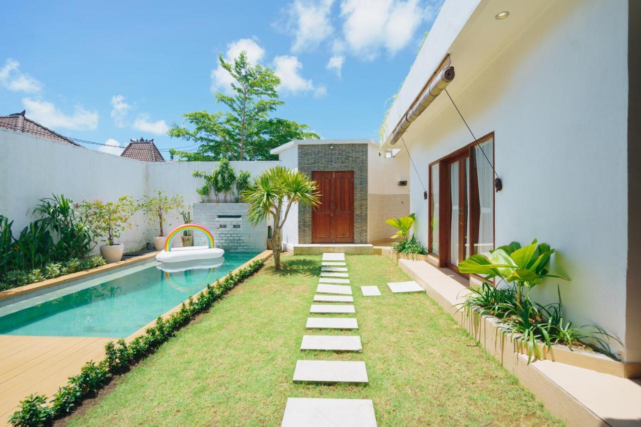 Villa Orked 3 With Family Room Seminyak Εξωτερικό φωτογραφία