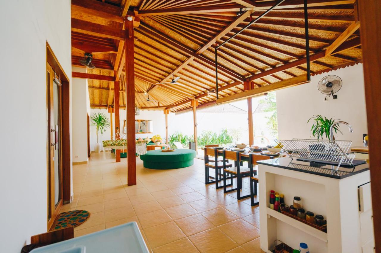 Villa Orked 3 With Family Room Seminyak Εξωτερικό φωτογραφία