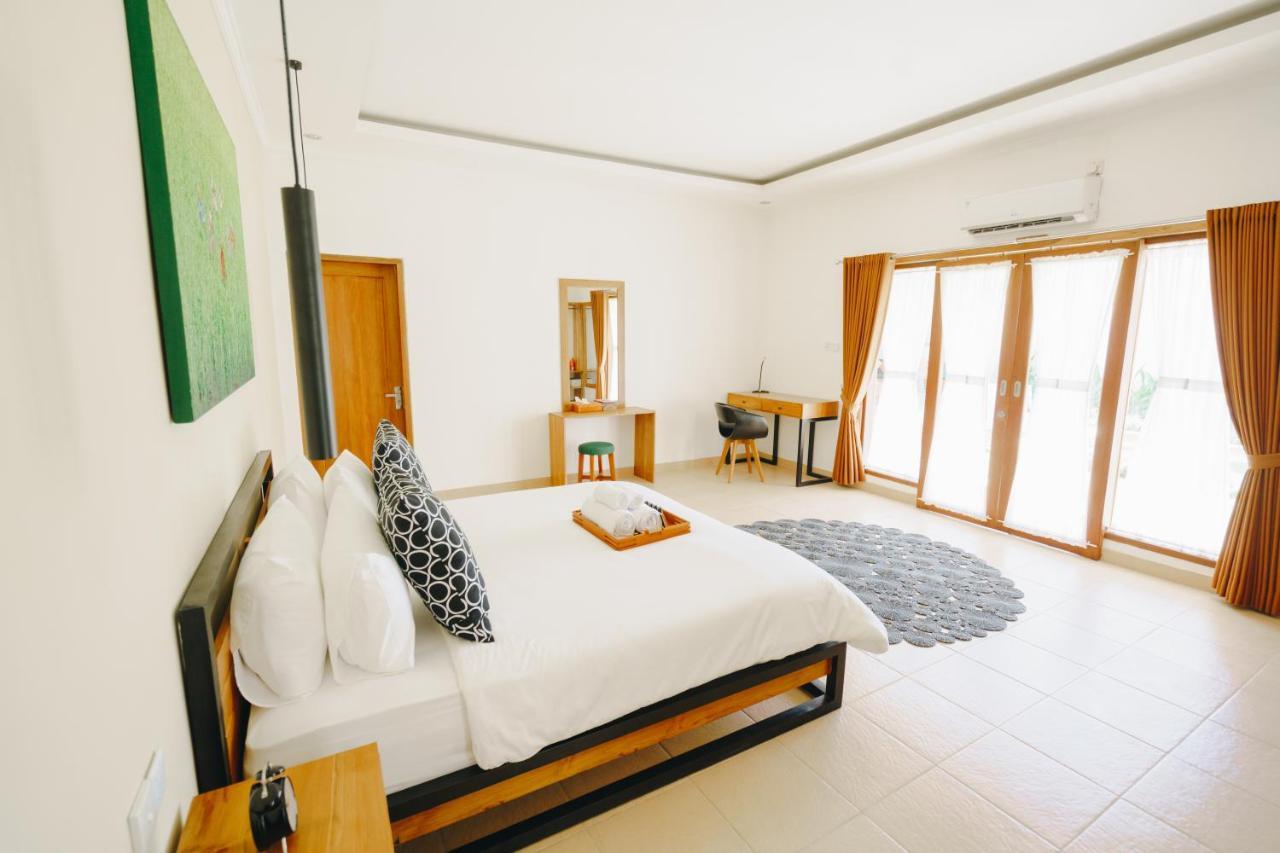 Villa Orked 3 With Family Room Seminyak Εξωτερικό φωτογραφία