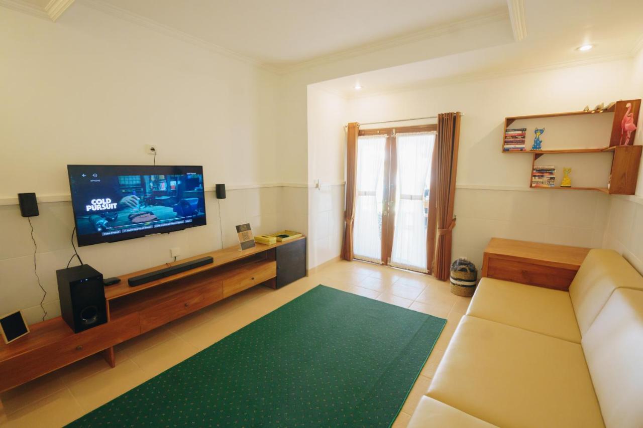 Villa Orked 3 With Family Room Seminyak Εξωτερικό φωτογραφία