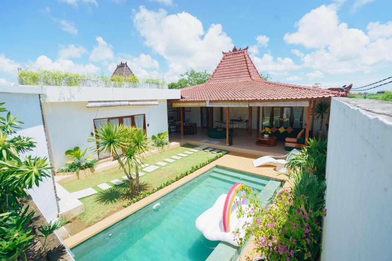 Villa Orked 3 With Family Room Seminyak Εξωτερικό φωτογραφία