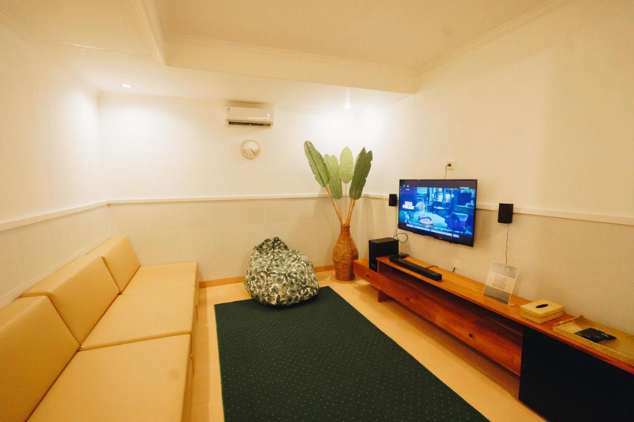 Villa Orked 3 With Family Room Seminyak Εξωτερικό φωτογραφία