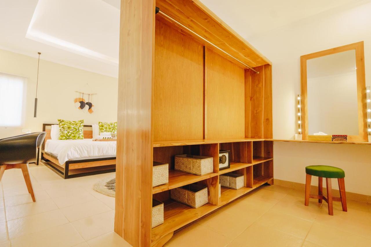 Villa Orked 3 With Family Room Seminyak Εξωτερικό φωτογραφία